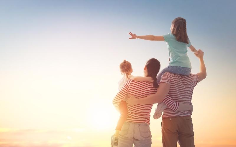 Tại sao tình yêu của cha mẹ dành cho con lại là món quà quý giá nhất? 1 tình yêu cha mẹ dành cho con